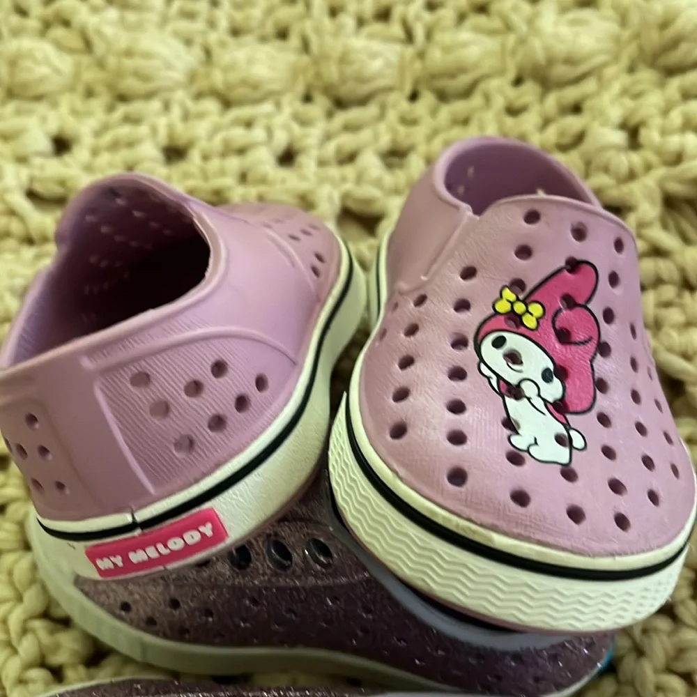 Native My Melody water shoe infant size 4